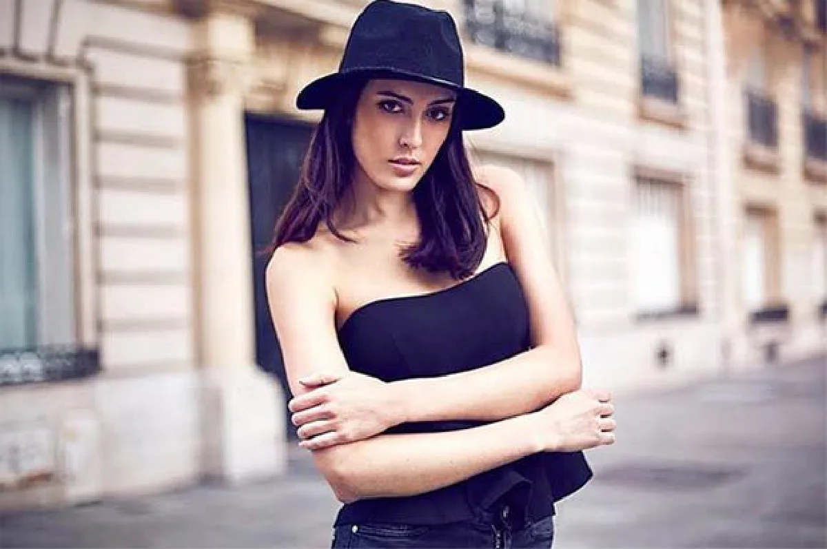 เปิดตัวแล้ว? ป้อง ณวัฒน์ สวีทแนบชิด เอเลน่า นางแบบสุดเซ็กซี่