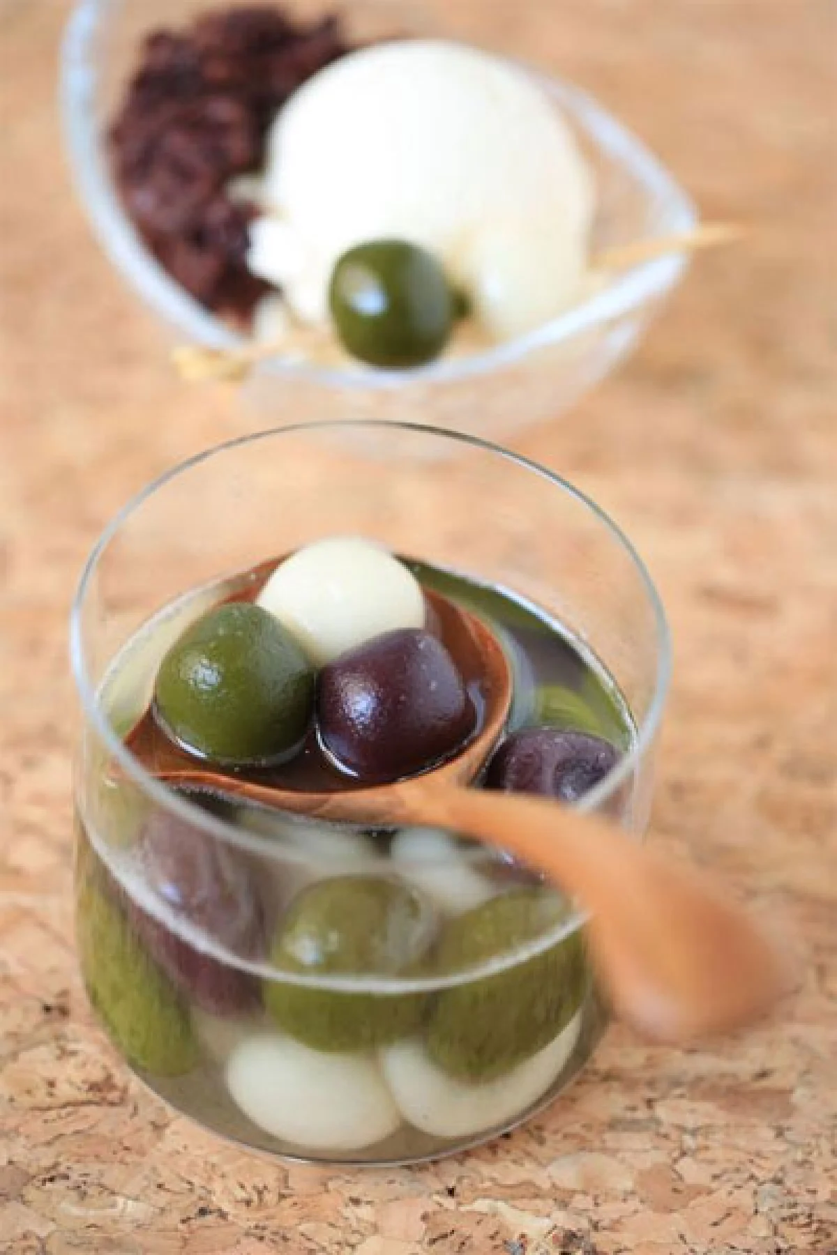 Jap Sweet, Treat เเบบไทย ดังโงะแป้งข้าวเหนียวไทยกับไอศกรีม