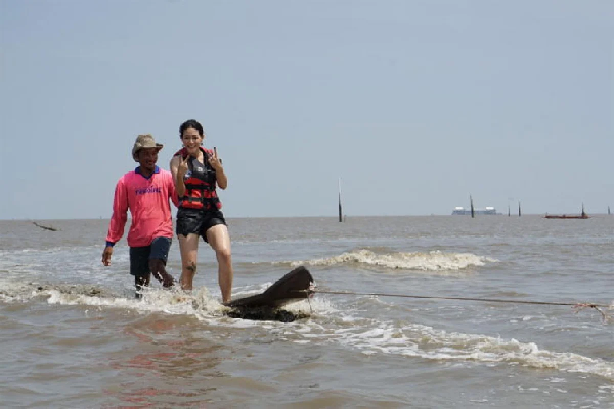 ชล วจนานนท์ การเดินทางคือหนังสือที่ไม่มีตอนจบ