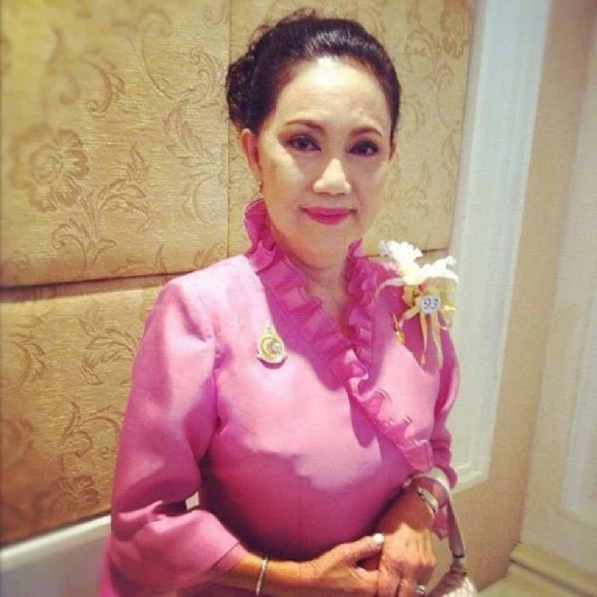 "พิศมัย วิไลศักดิ์" โต้ข่าวทำศัลยกรรม เเจงรูปถูกรีทัชจากถ่ายแบบ