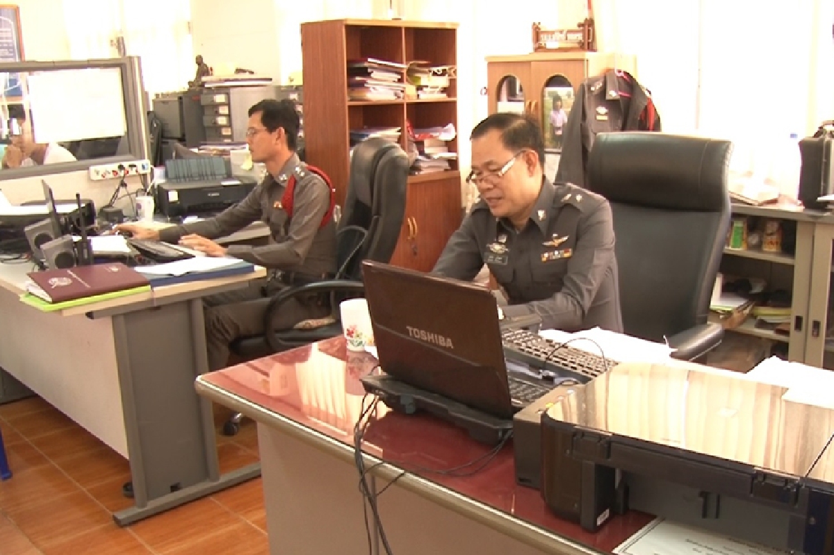 ตำรวจตั้งข้อหาลูกชายวัย16เพิ่มฐานพยายามฆ่าบิดา ตำรวจตั้งข้อหาลูกชายวัย16เพิ่มฐานพยายามฆ่าบิดา