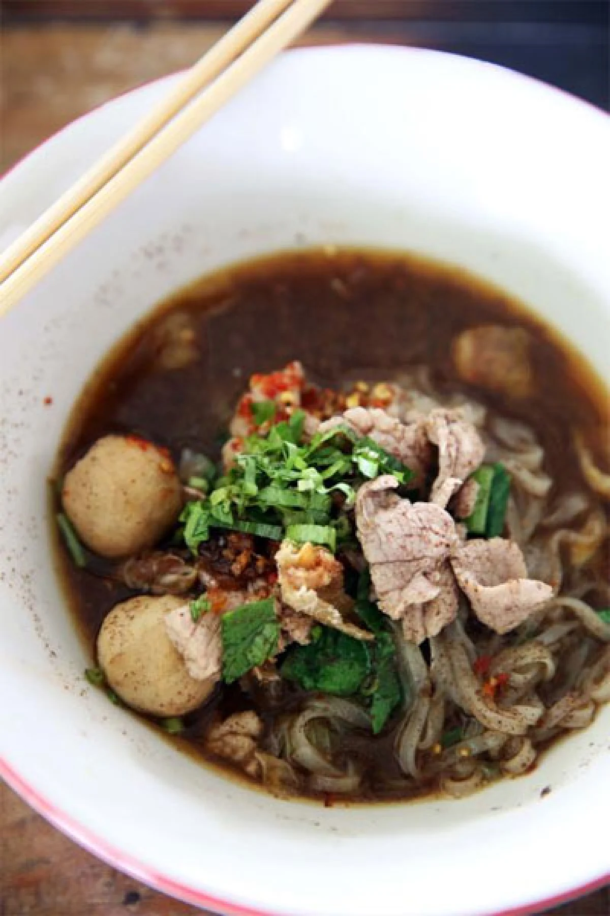 ลุงจุนก๋วยเตี๋ยวเรือรสเจ็บ