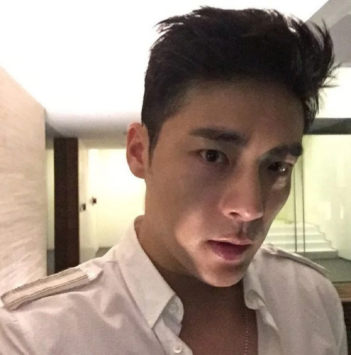 ส่องภาพหนุ่มเกาหลีหล่องานดี แชะภาพคู่ อั้ม พัชราภา