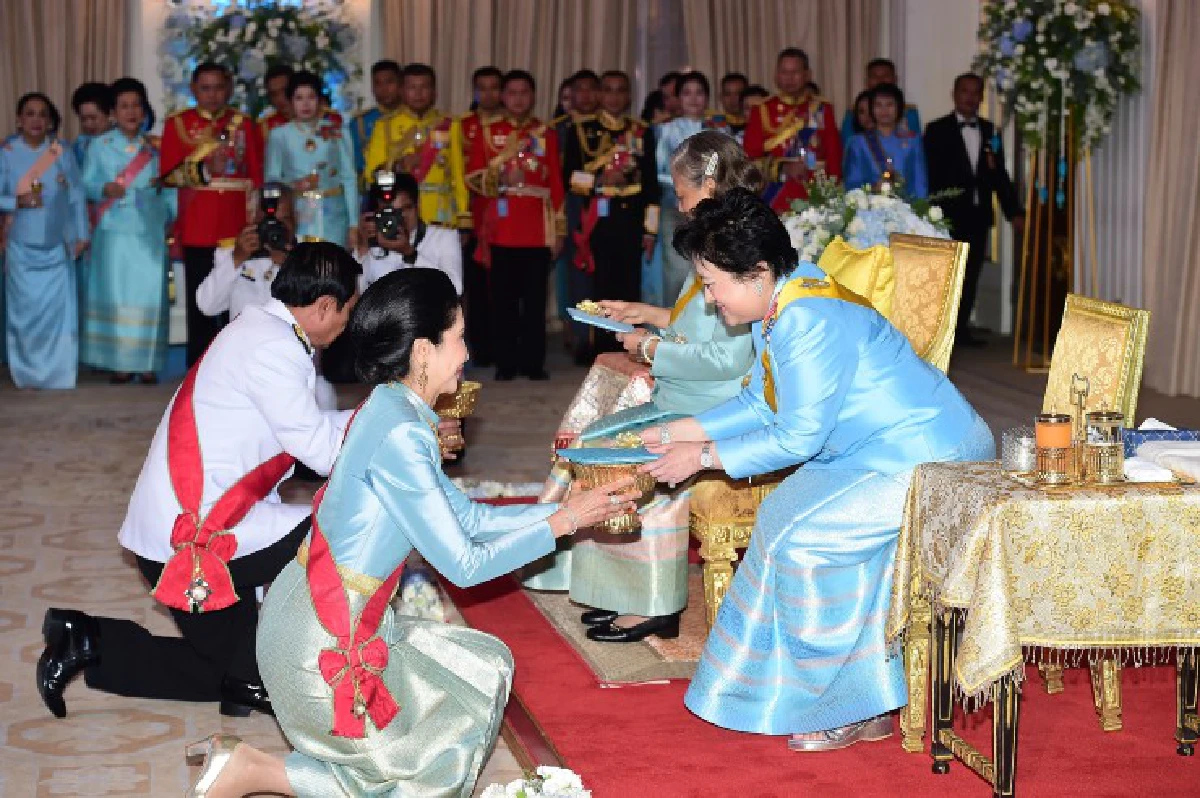 สมเด็จพระเทพฯเสด็จฯงานสโมสรสันนิบาตเฉลิมพระเกียรติพระราชินี
