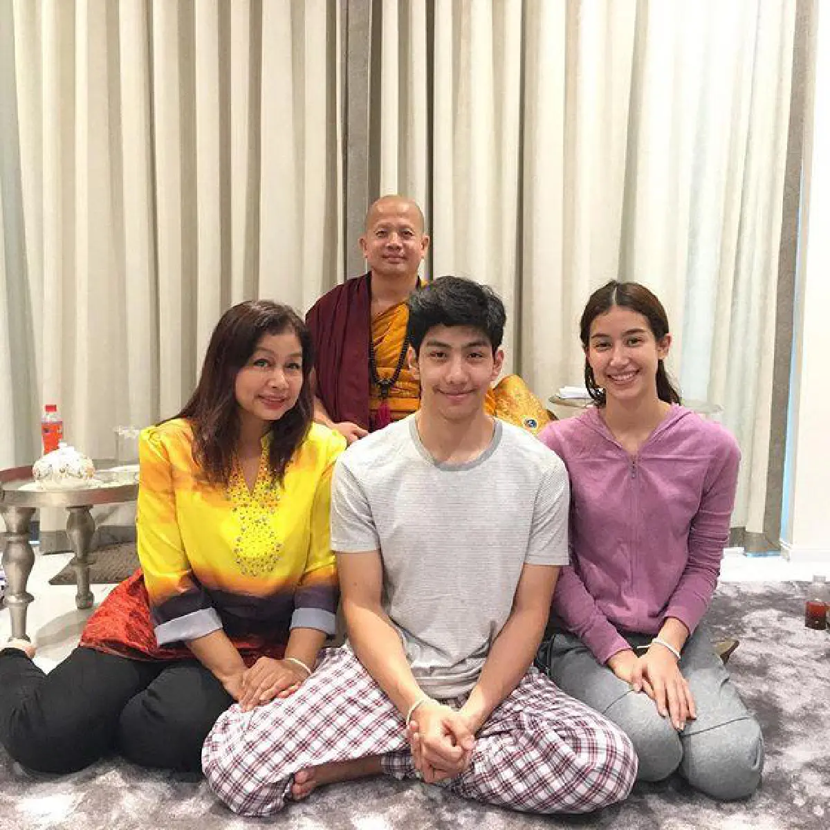 มิ้นต์ ชาลิดา ทุ่ม 20 ล้าน ซื้อบ้านหลังใหม่ให้ครอบครัวได้อยู่สบาย