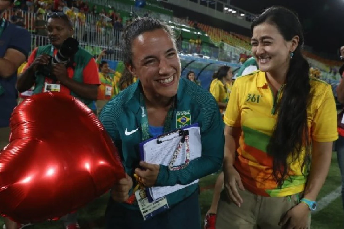 ความรักชนะทุกสิ่ง ขอแต่งงานแฟนสาวกลางริโอเกมส์