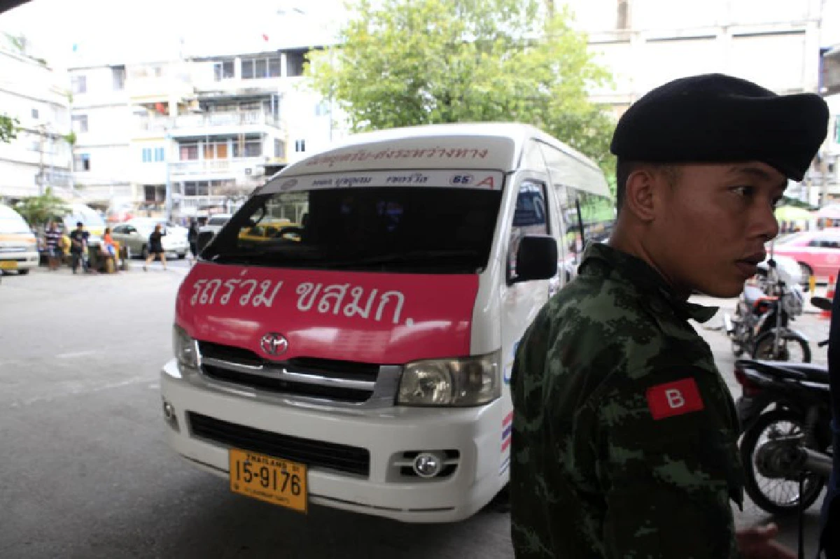 เสียงสะท้อน...ย้ายรถตู้พ้นอนุสาวรีย์ชัยฯ "มีระเบียบแต่ไม่สะดวก"