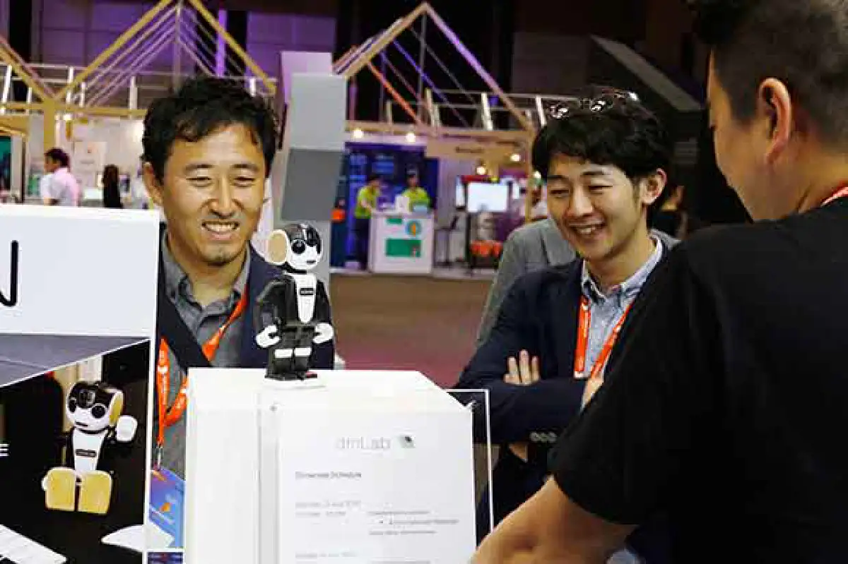 dmLab ร่วมงานสัมมนา เทคซอส ซัมมิท ประจำปี 2559 โชว์ผลงานสุดยอดนวัตกรรมดิจิทัล