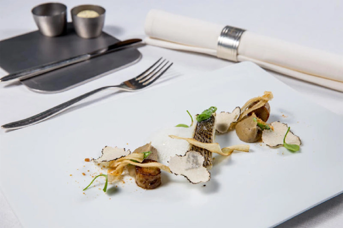 เมซซาลูน่า จานโมเดิร์นสุดอร่อยแกล้มวิวกรุงเทพฯ