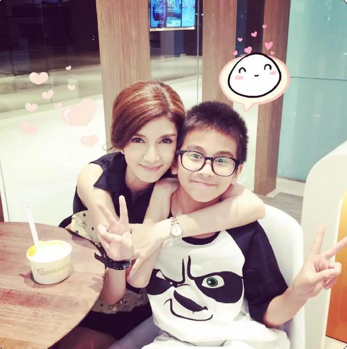 โบว์ แวนด้า สุดตื้นตัน น้องออโต้ ร้องเพลงให้ในวันแม่
