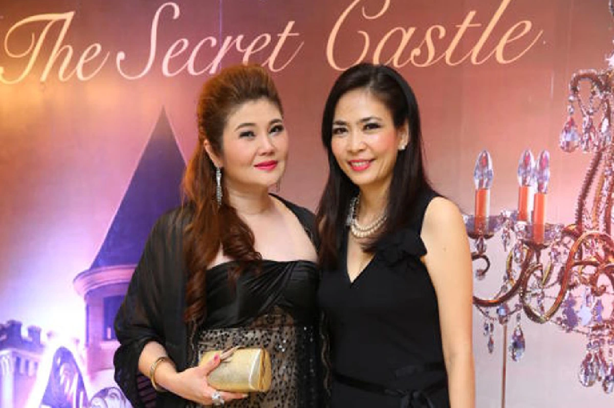 ดินเนอร์ประมูลของล้ำค่าเพื่อการกุศล