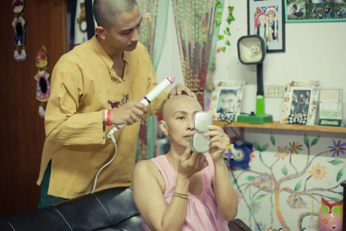 ภาพชุดสุดซึ้ง!เมื่อลูกชายถ่ายรูปคู่แม่ที่ป่วยเป็นมะเร็ง