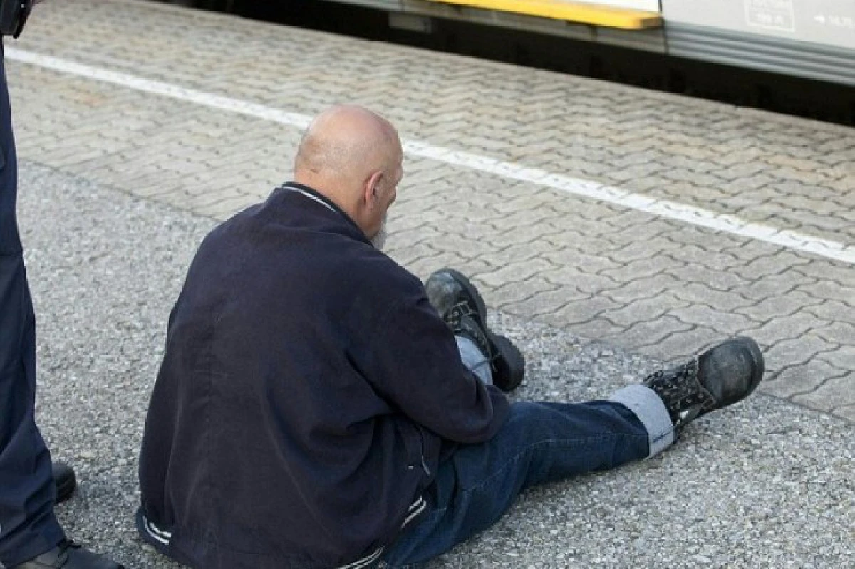 ชายเยอรมันคลุ้มคลั่ง ไล่แทงคนบนรถไฟออสเตรีย