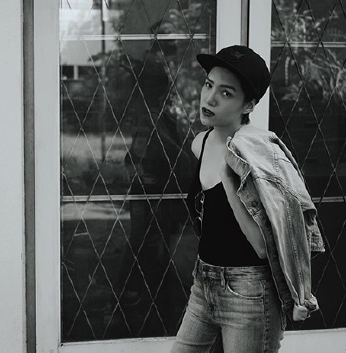 ส่องลุคสวยเท่ของ จ๊ะ จิตตาภา ผมยิ่งสั้นเธอยิ่งเเซ่บ