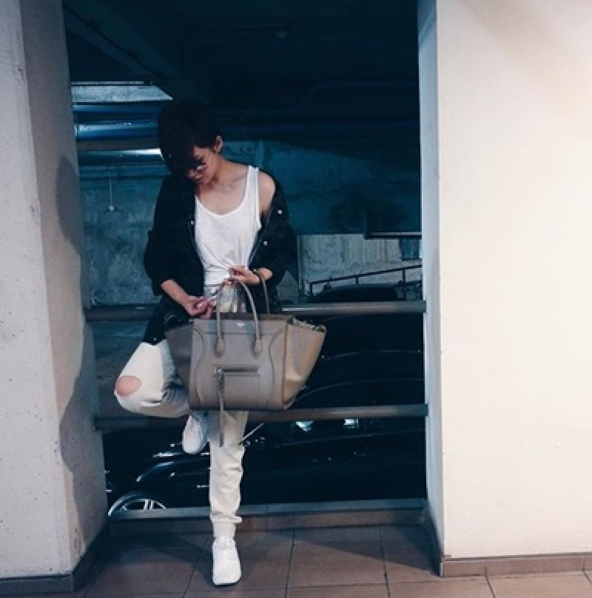 ส่องลุคสวยเท่ของ จ๊ะ จิตตาภา ผมยิ่งสั้นเธอยิ่งเเซ่บ