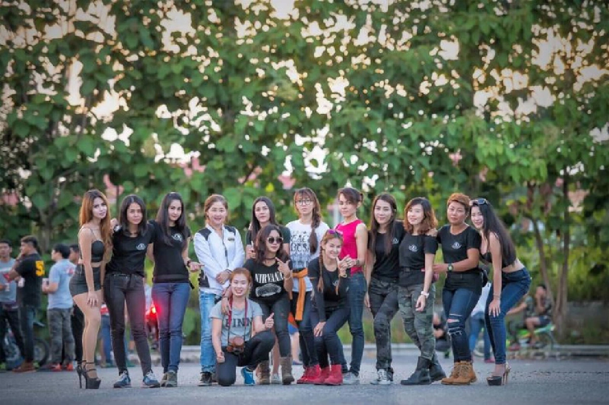 บิ๊กไบค์เกิร์ล เท่ เซี้ยว เฟี้ยวได้ใจ