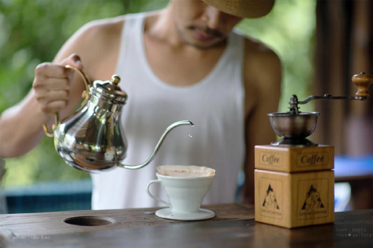 เอนกายผ่อนใจที่ บ้านเหนือ : หนังสือและภาพถ่าย