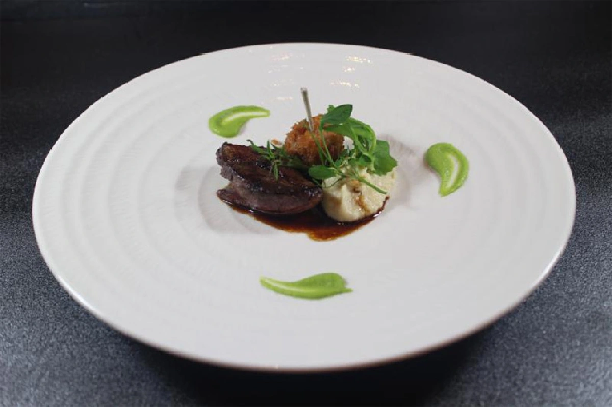 ชาโต กอส แดสตูร์เนล ไวน์ดินเนอร์ ‘2 รสชาติจากบอร์กโดซ์’