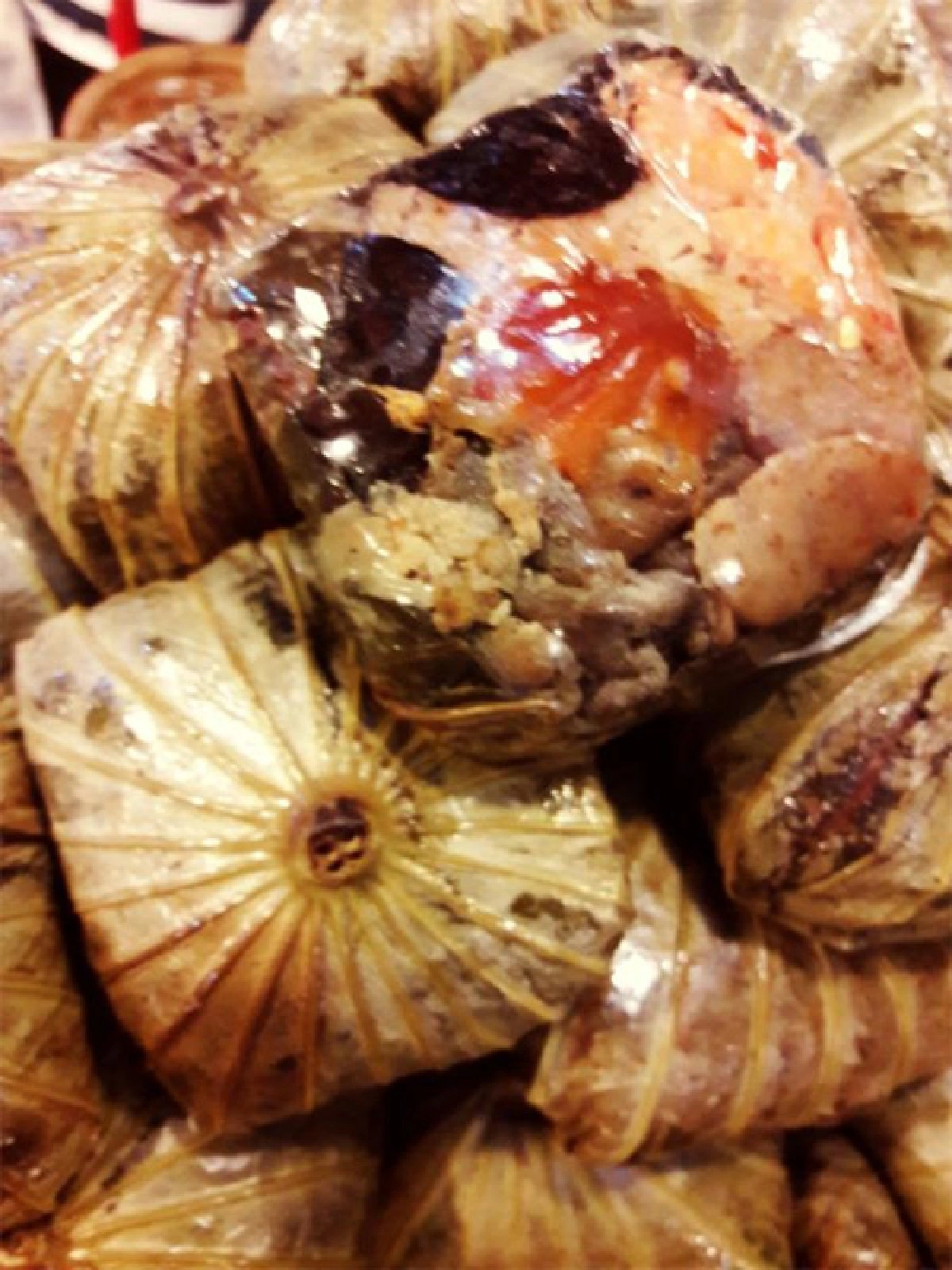 ข้าวห่อใบบัวอรอน อร่อยเต็มอิ่ม