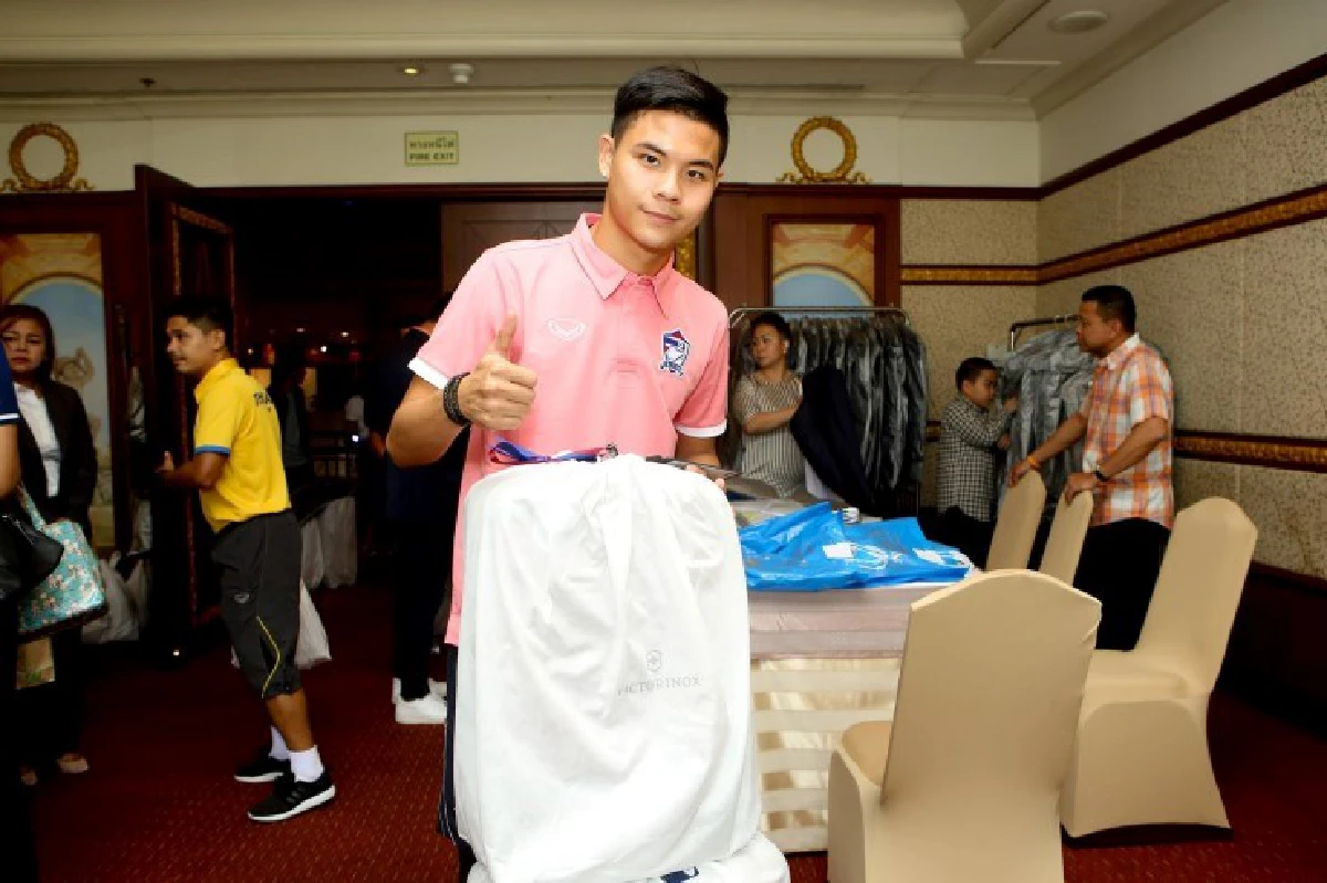 23 ช้างศึกรายงานตัวพร้อมลุย12ทีมสุดท้ายบอลโลกรอบคัดเลือก
