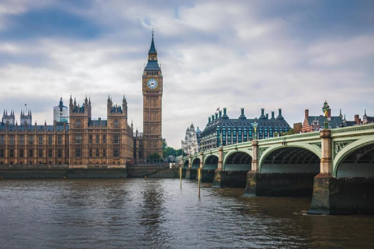 รถไฟรัก อังกฤษ-ไทย ระยะทางกับความสัมพันธ์อันยิ่งใหญ่