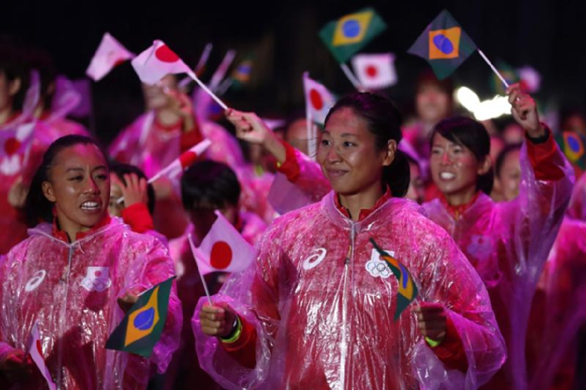 Spectacular end to Rio Olympics (in pictures)