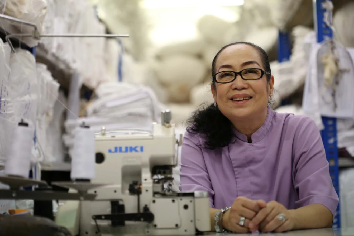 ส่องชีวิต "พนักงานวัยเกษียณ" ...แก่แต่เก๋าเก่าแต่เจ๋ง