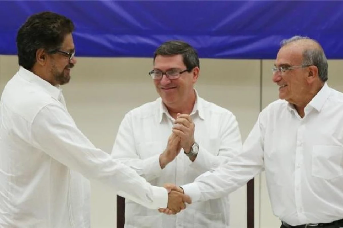 รัฐบาลโคลัมเบียจับมือกบฏฟาร์ก บรรลุข้อตกลงสันติภาพ