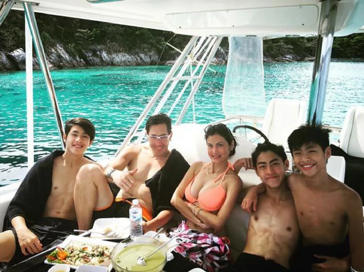 โดนใจวัยกำลังโต! น้องเจ้าขุน อายุ 13 ปี สูงยาวเข่าดีหุ่นแซ่บเว่อร์