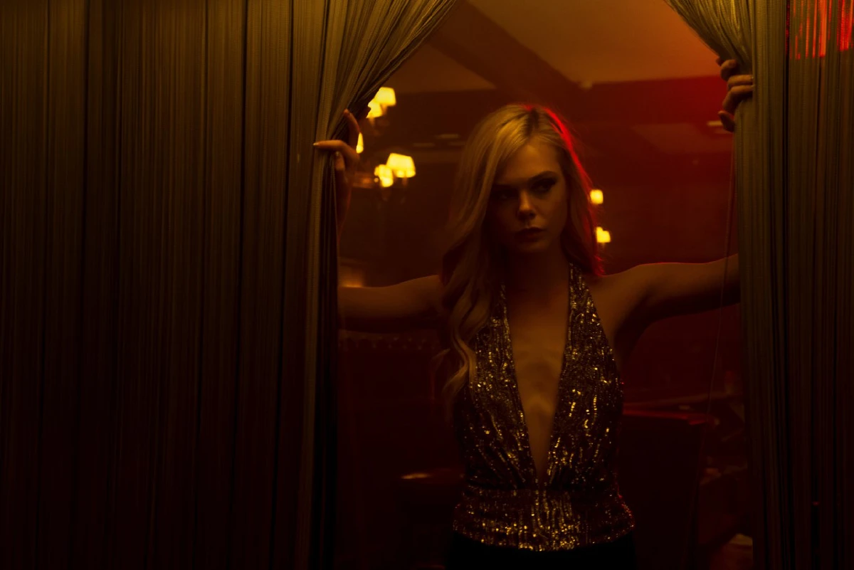แอล แฟนนิ่ง กับบทบาทที่ท้าทายที่สุดใน The Neon Demon