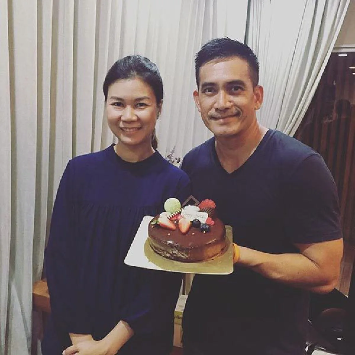 ผู้พันเบิร์ด เลื่อนยศเป็น พันเอก ฉลองวันเกิดอายุ 44 ปี