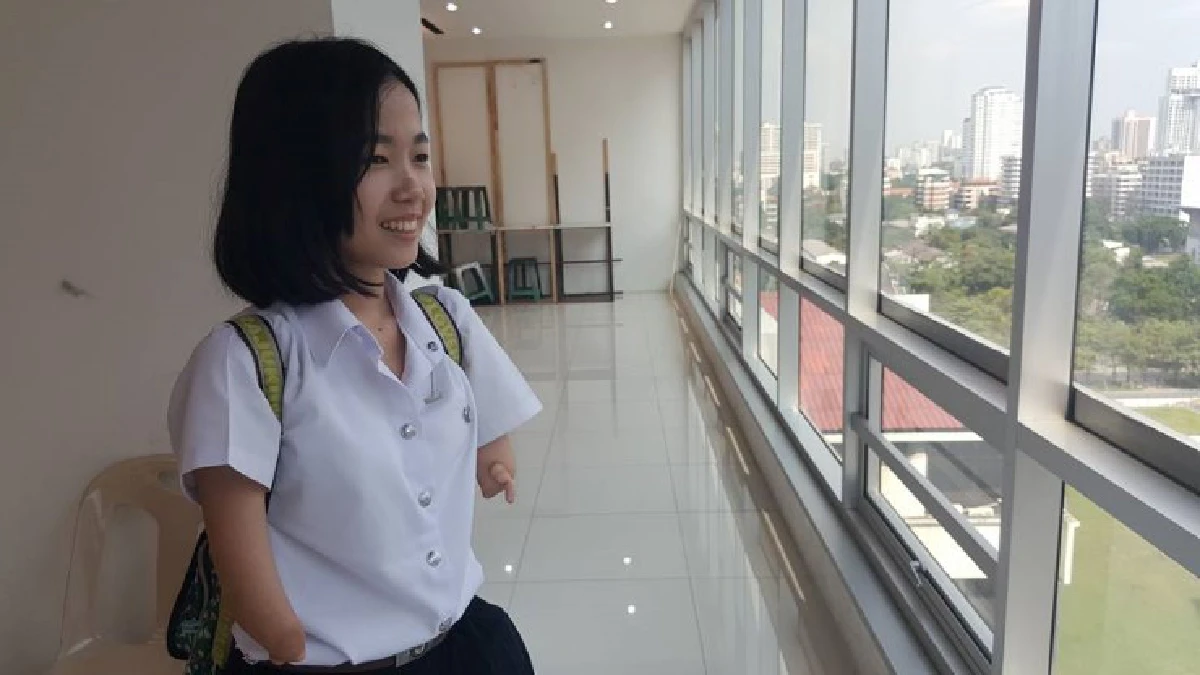 เปิดใจนักศึกษาพิการหัวใจแกร่ง "แนน-ทิพภาวรรณ พลล่องช้าง"