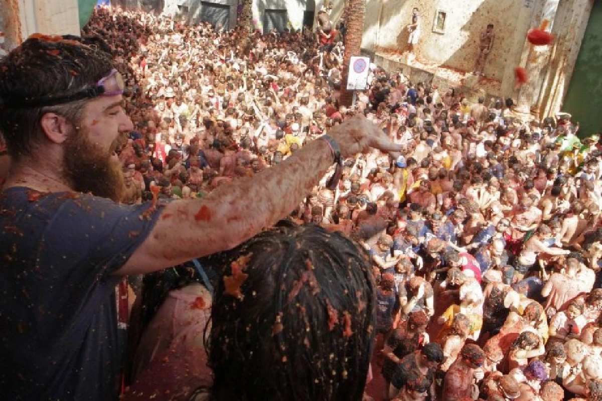 ชมภาพบรรยากาศเทศกาลปามะเขือเทศในสเปน