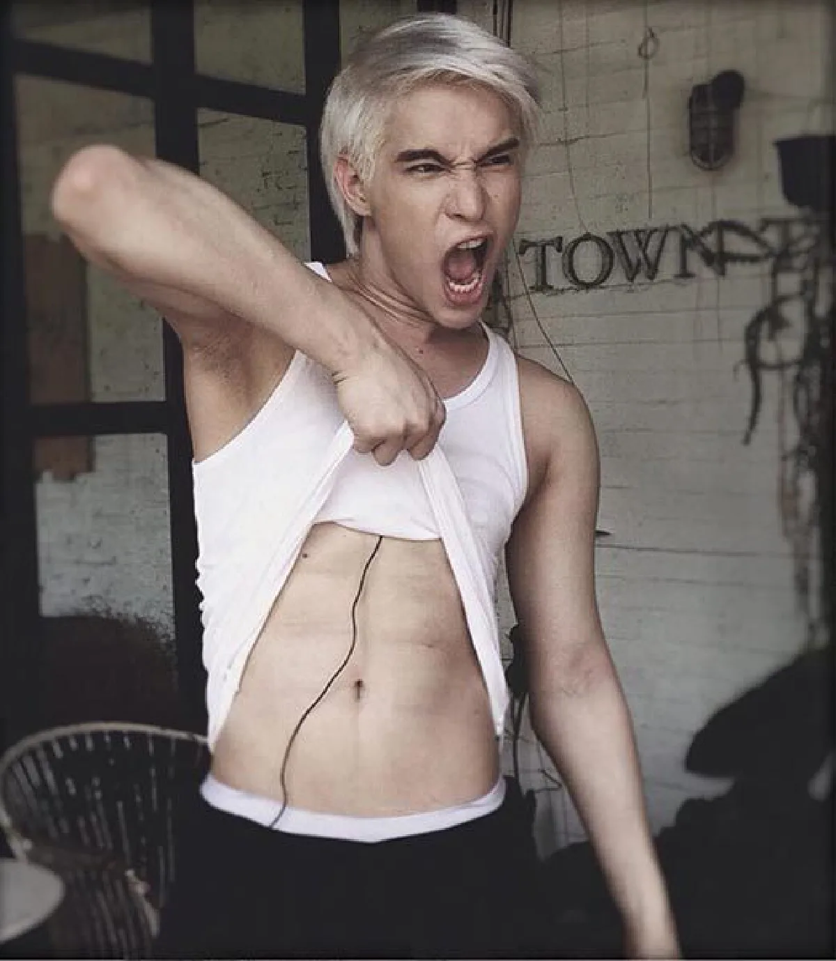 บอกลาความเปรี้ยวซ่า! พีท พล อวดลุคใหม่หล่อขึ้นเป็นกอง