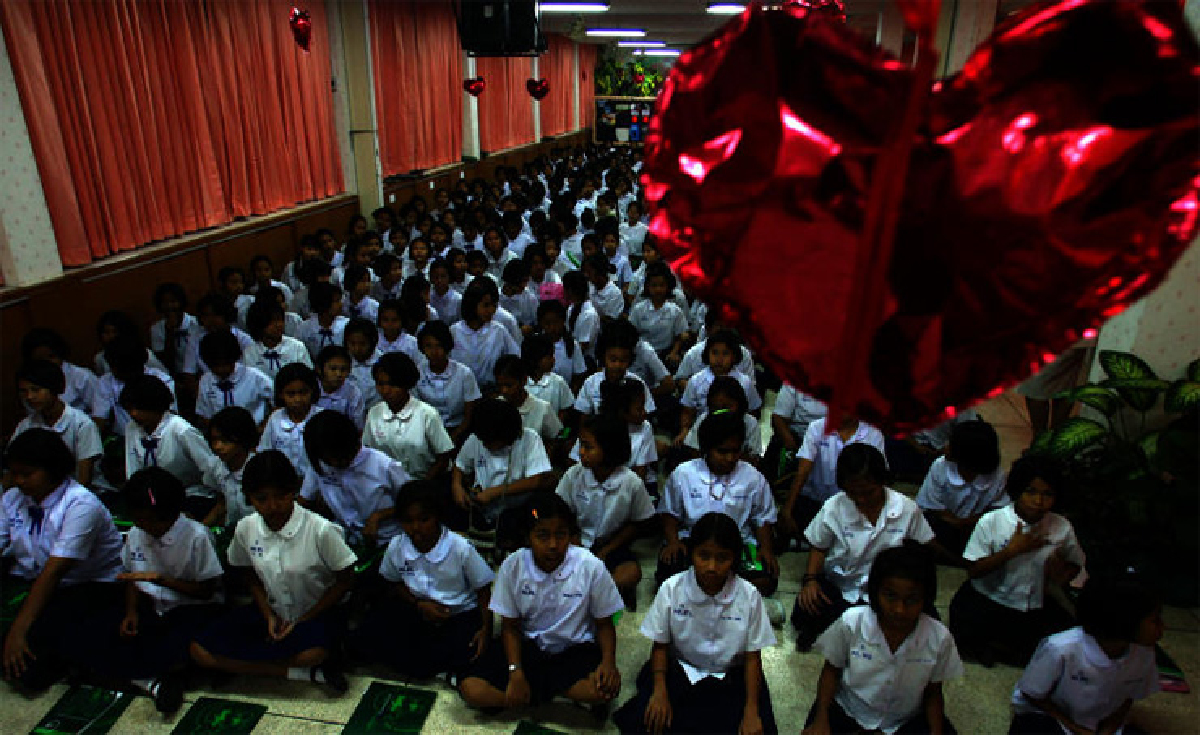 อำนาจนิยมในโรงเรียน อำนาจนิยมในโรงเรียน