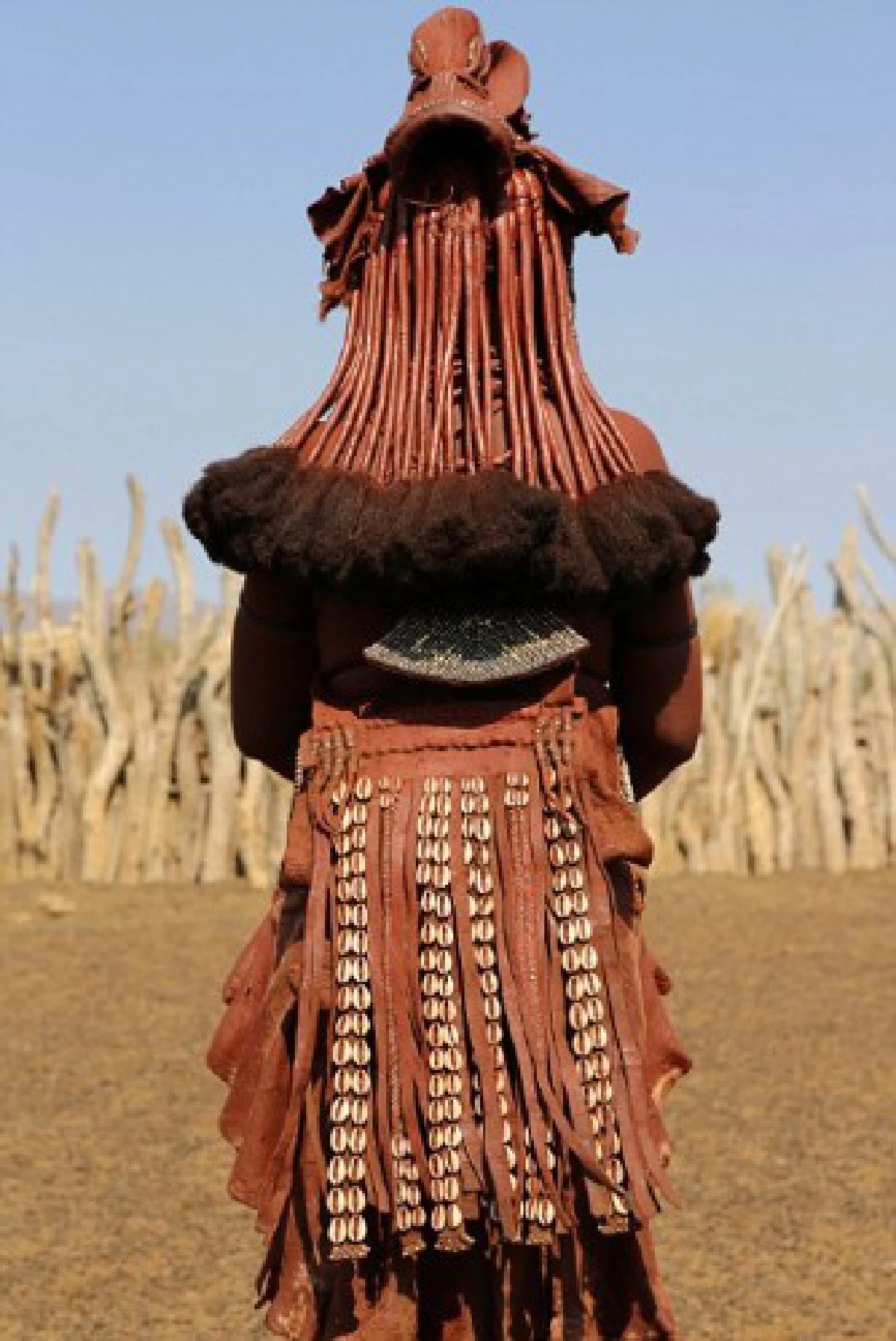 ภาพหายาก เมื่อชนเผ่าในนามิเบียเดินช็อปปิ้งเลือกซื้อผงซักฟอก!