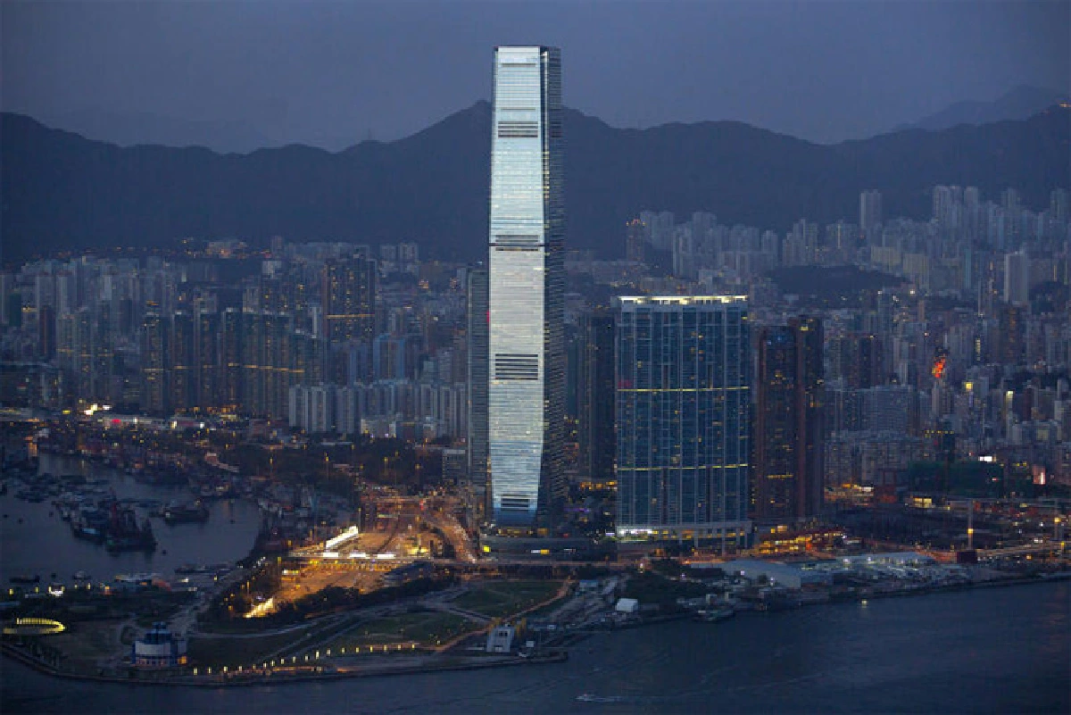 เสียดฟ้า