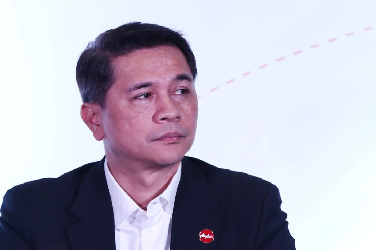 เบื้องหลังดราม่า "แอร์ฯกราบผู้โดยสาร" วิกฤตศรัทธาแอร์โฮสเตส?