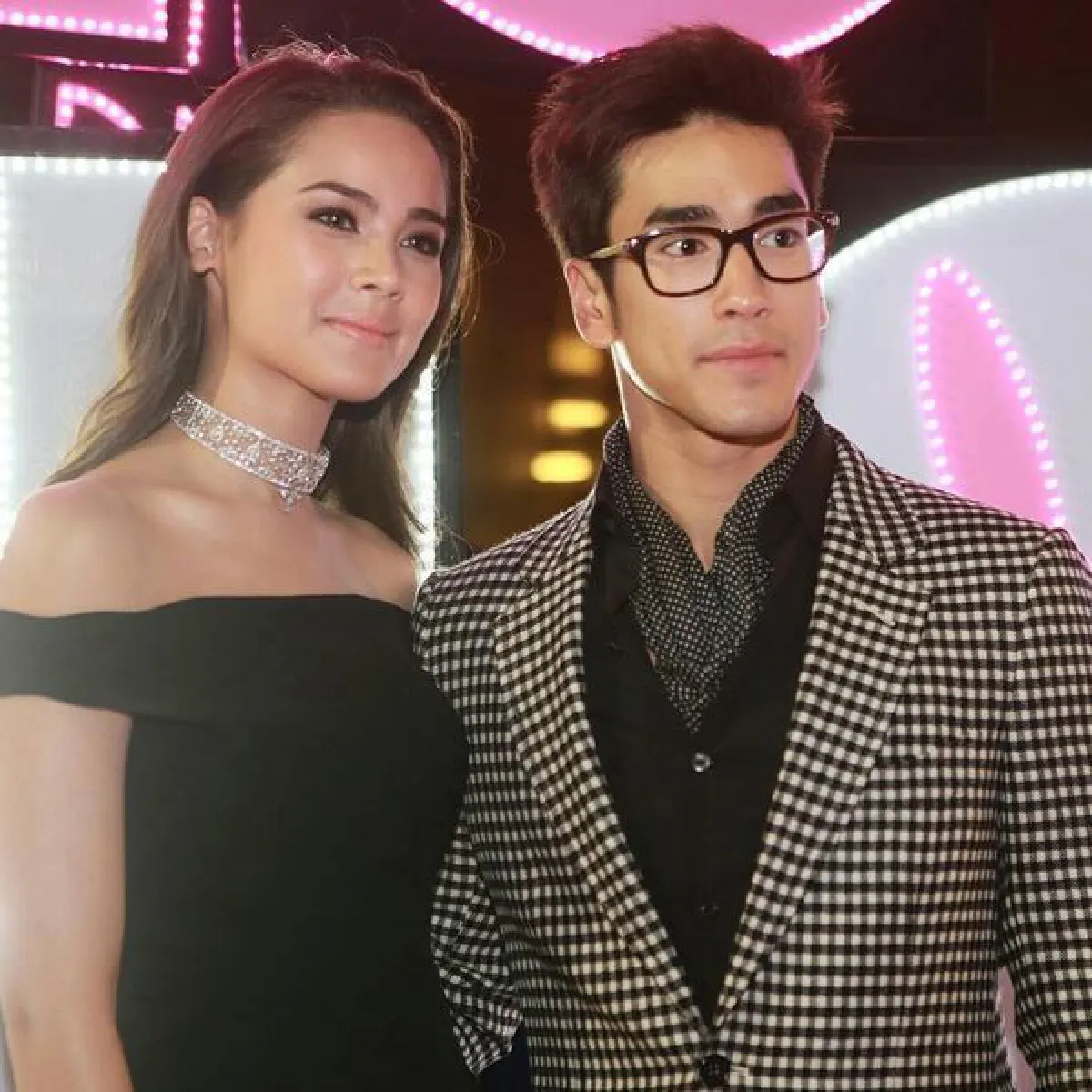 ฟินสิบตลบ! ณเดชน์ สวมเสื้อปักชื่อ ญาญ่า ประกาศความเป็นเจ้าของ