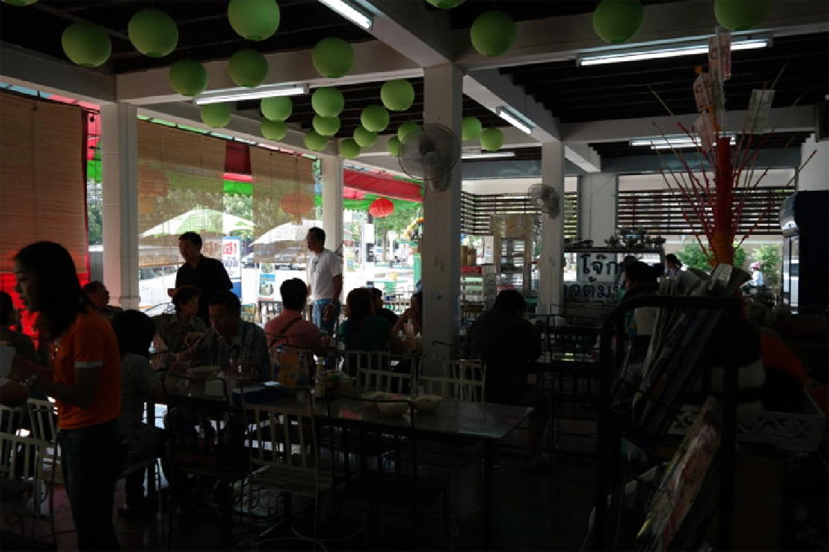 ลำปาง ไม่จืดจางอาหารอร่อย