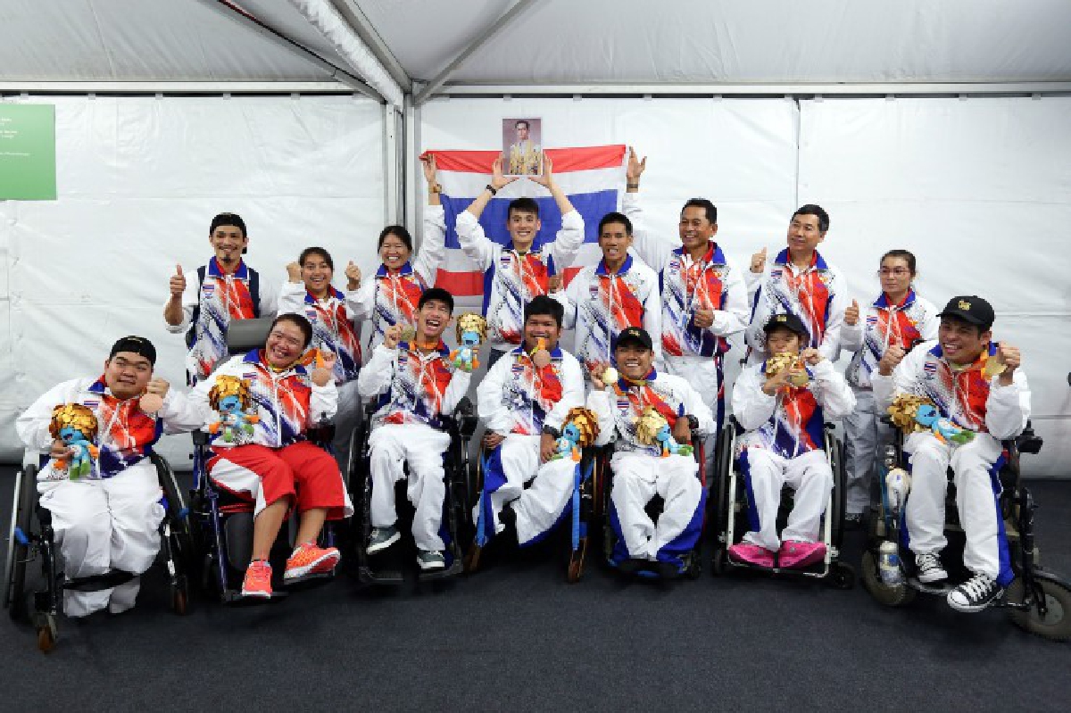 บิ๊กตู่ชื่นชมทัพนักกีฬาพาราลิมปิก ชี้คนไทยไม่แพ้ชาติใดในโลก บิ๊กตู่ชื่นชมทัพนักกีฬาพาราลิมปิก ชี้คนไทยไม่แพ้ชาติใดในโลก