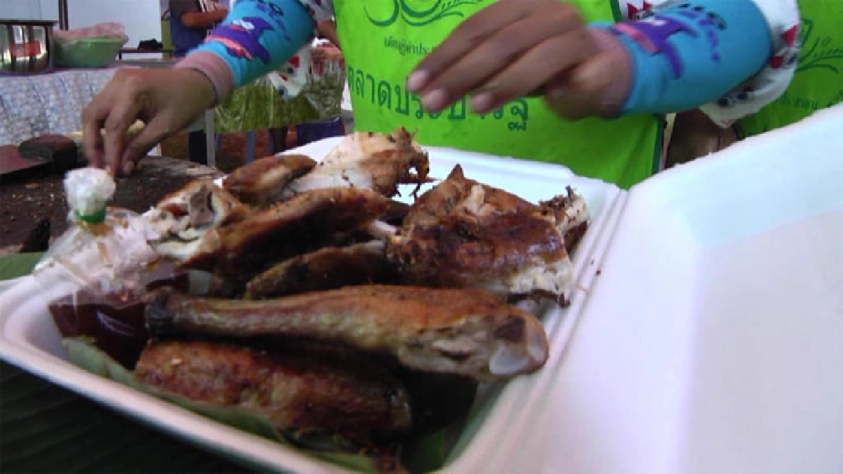 ไก่ย่างสมุนไพรกาบเชิง อร่อยโดนใจคนรักสุขภาพ