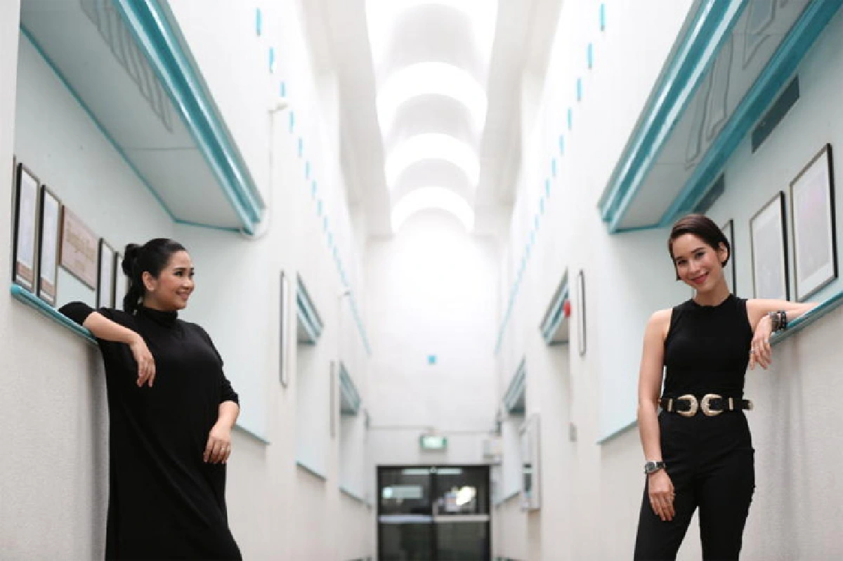 สองสาวผู้กำกับ-นักแสดง รับ-ส่ง ‘บท’ จากเวทีถึงชีวิตจริง