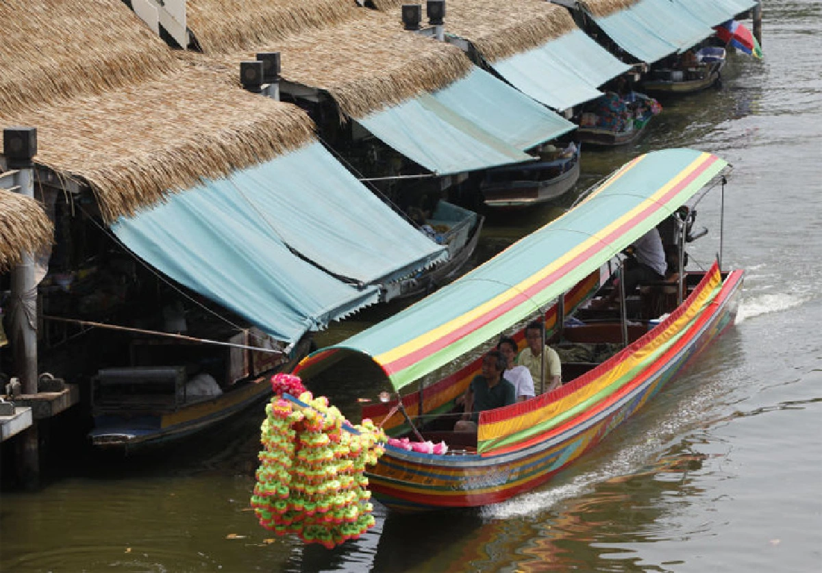 ตลิ่งชันวันเดียว ตะลอนเที่ยว 4 ตลาดน้ำ