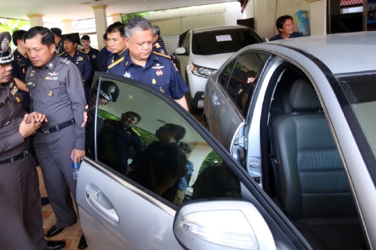 ป.ป.ส.บุกค้นบ้านเครือข่ายค้ายาย่านปทุมฯยึดทรัพย์200ล้าน