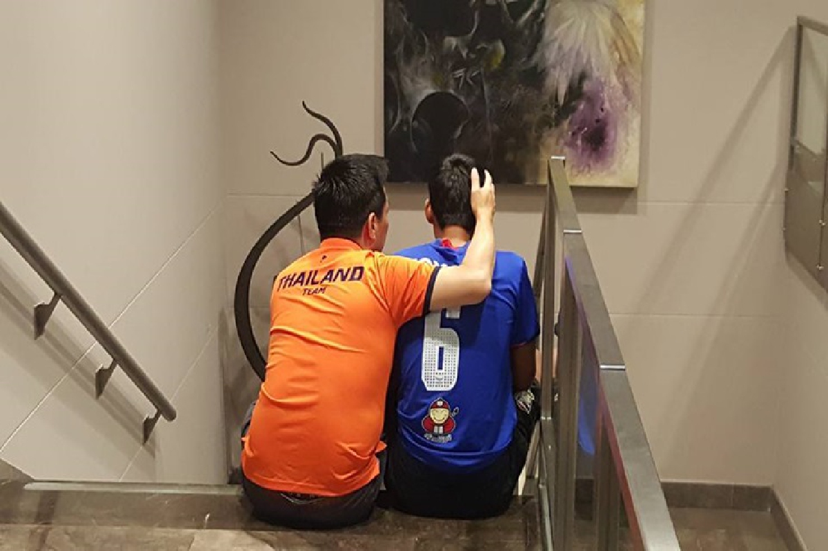 โต๊ะเล็กรวมพลังสู้เพื่อจิรวัฒน์ โต๊ะเล็กรวมพลังสู้เพื่อจิรวัฒน์