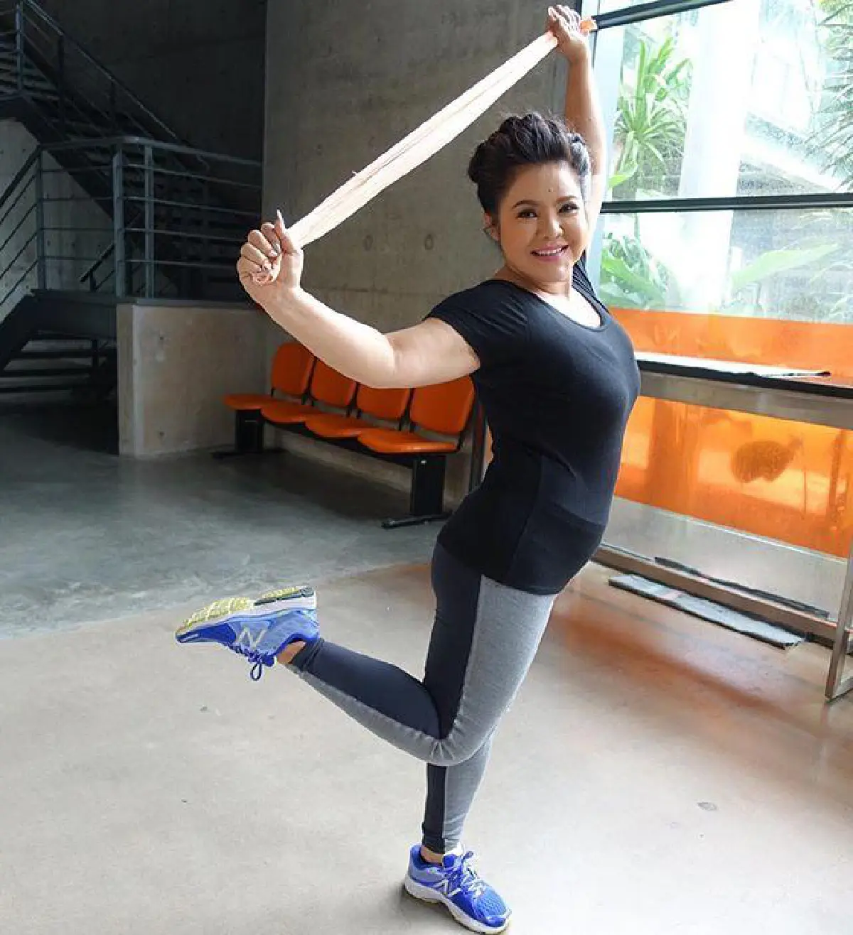 ย้อนวัยสมัยเชพบ๊ะ! ฮาย อาภาพร อวดภาพสวยหวานในชุดไทย