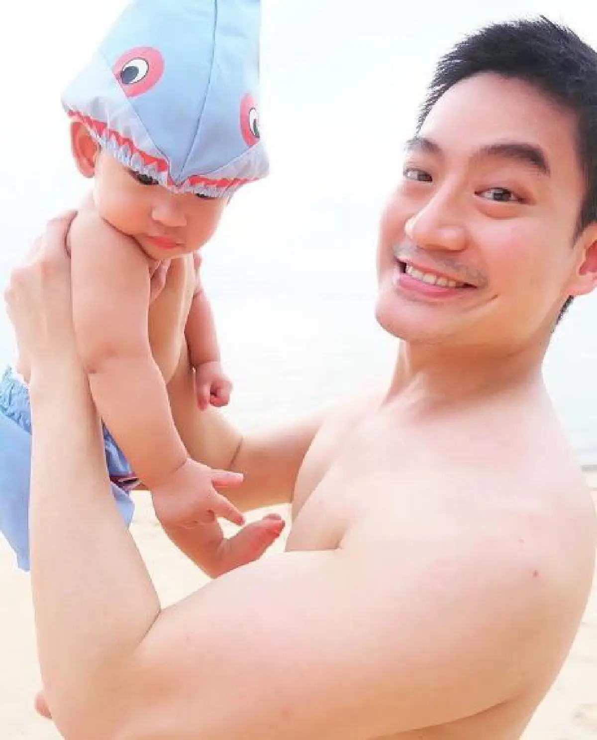 สำเนาถูกต้อง! โอปอล์ เทียบหน้าลูกชาย อลัน กับ พ่อโอ๊ค