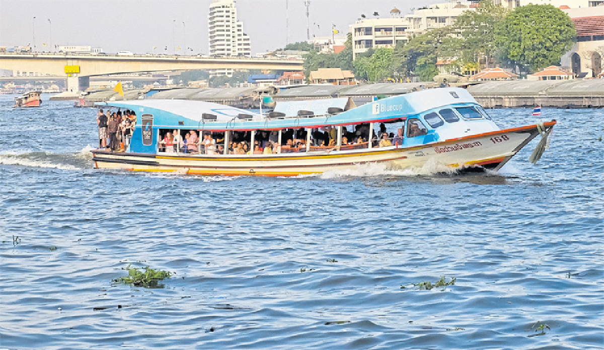 นั่งเรือให้ปลอดภัย เพราะอุบัติเหตุเกิดได้ทุกเวลา นั่งเรือให้ปลอดภัย เพราะอุบัติเหตุเกิดได้ทุกเวลา