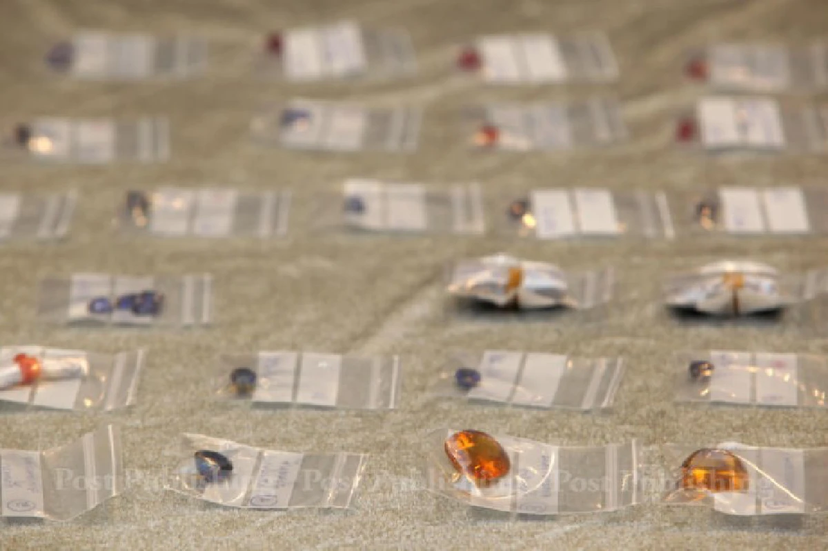 จับชาวกัมพูชาขโมยพลอย160เม็ดมูลค่ากว่า10 ล้านบาท